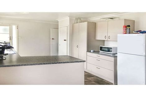 Photo of property in 35 Green Avenue, Levin, 5510