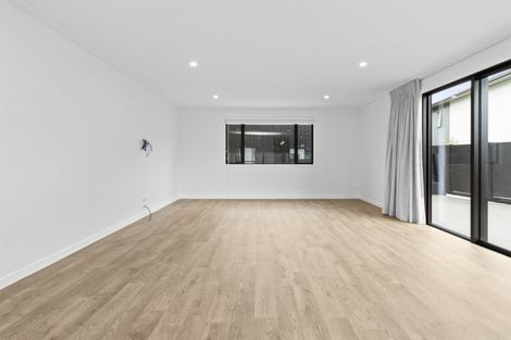 Photo of property in 8 Ada Close, Cambridge, 3434