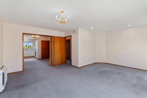 Photo of property in 1/437 Ilam Road, Bryndwr, Christchurch, 8052