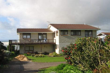 Photo of property in 76 Wintle Street, Mangawhai Heads, Mangawhai, 0505