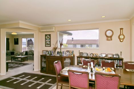 Photo of property in 1/29 Oregon Drive, Rainbow Point, Taupo, 3330