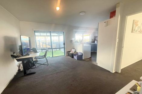 Photo of property in 1/203 Burswood Drive, Burswood, Auckland, 2013