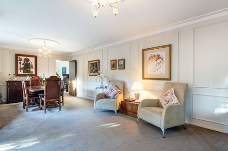 Photo of property in 2/19 Amante Crescent, Mairangi Bay, Auckland, 0630