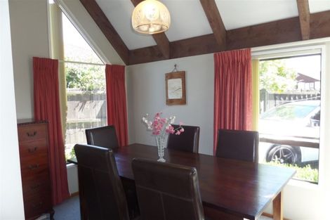 Photo of property in 1/35 Solway Avenue, Ilam, Christchurch, 8041