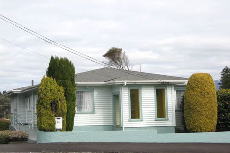 Photo of property in 23 Birdwood Avenue, Moturoa, New Plymouth, 4310