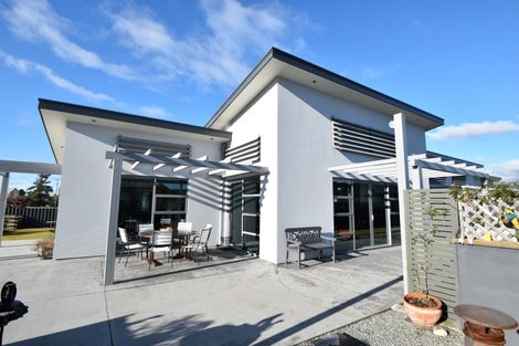 Photo of property in 12 Lakeland Avenue, Twizel, 7901