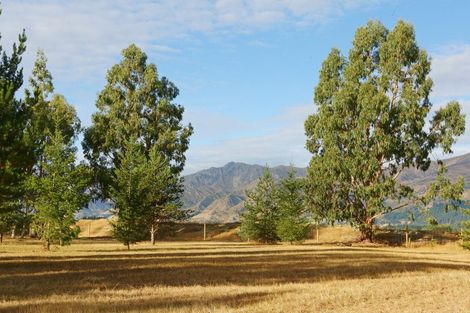 Photo of property in 65 Butterfield Road, Hawea Flat, 9382