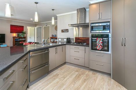 Photo of property in 6 Pa Road, Hahei, Whitianga, 3591