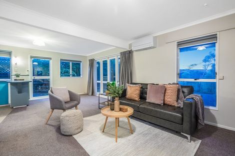 Photo of property in 15 Bowline Place, Whitby, Porirua, 5024