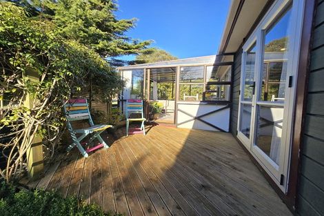 Photo of property in 1 Cedar Court, Whitby, Porirua, 5024