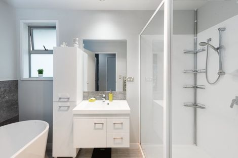 Photo of property in 32 Kohekohe Road, Papamoa Beach, Papamoa, 3118