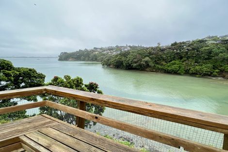 Photo of property in 109 Island Bay Road, Beach Haven, Auckland, 0626