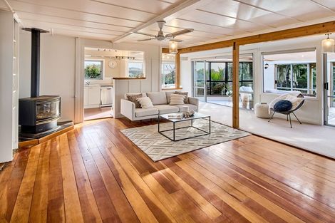 Photo of property in 83 Wellington Road, Paekakariki, 5034