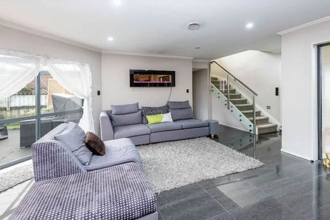 Photo of property in 8a Mccullough Avenue, Papatoetoe, Auckland, 2025