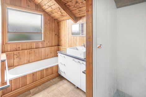 Photo of property in 20 Chedworth Avenue, Chedworth, Hamilton, 3210