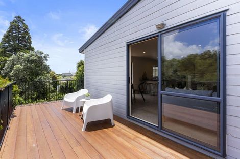 Photo of property in 77a Stott Avenue, Birkdale, Auckland, 0626