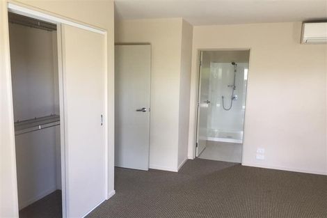 Photo of property in 12a Divich Avenue, Te Atatu South, Auckland, 0610