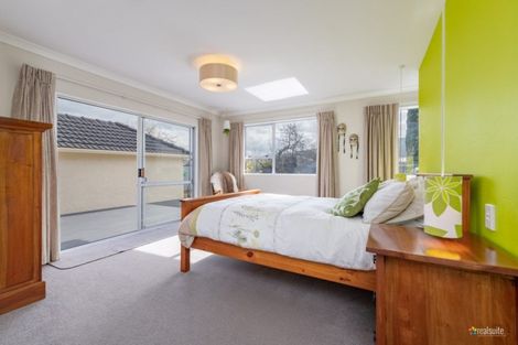 Photo of property in 1053 Fergusson Drive, Clouston Park, Upper Hutt, 5018