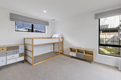 Photo of property in 45 Bannister Street, Jacks Point, Queenstown, 9371