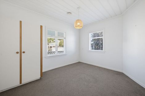 Photo of property in 131 Lemon Street, New Plymouth, 4312