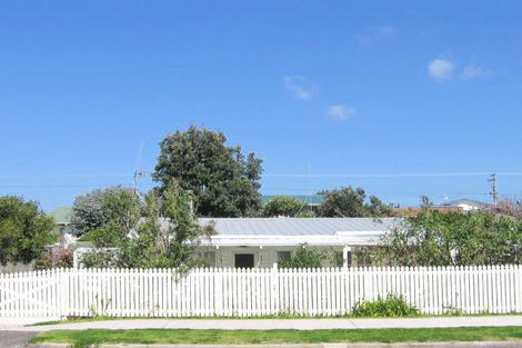 Photo of property in 54 Motiti Road, Papamoa Beach, Papamoa, 3118