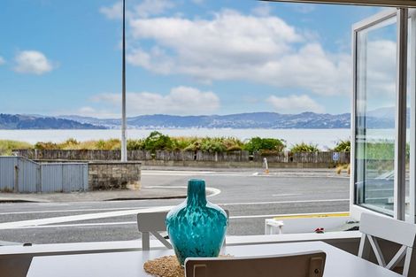 Photo of property in 67 Muritai Road, Eastbourne, Lower Hutt, 5013