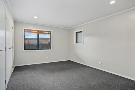 Photo of property in 2 Knox Place, Leamington, Cambridge, 3432