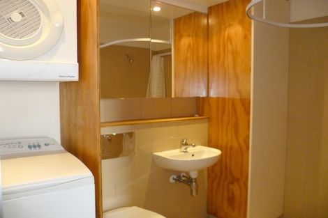 Photo of property in First House Apartments, 2/4 Frederick Street, Te Aro, Wellington, 6011