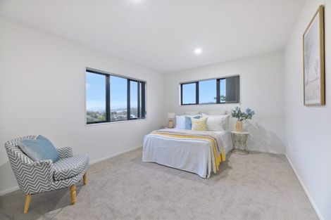 Photo of property in 292 Birdwood Road, Massey, Auckland, 0614