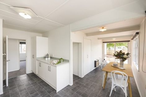 Photo of property in 28 South Street, West End, Palmerston North, 4410