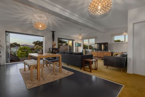 Photo of property in 72 Rosetta Road, Raumati South, Paraparaumu, 5032