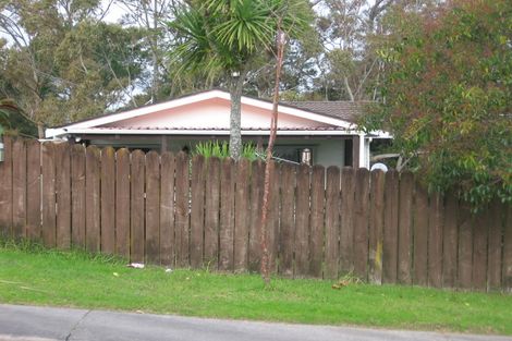 Photo of property in 1/21 Alidade Place, Massey, Auckland, 0614