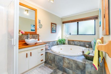 Photo of property in 26 Tironui Terrace, Western Heights, Hamilton, 3200