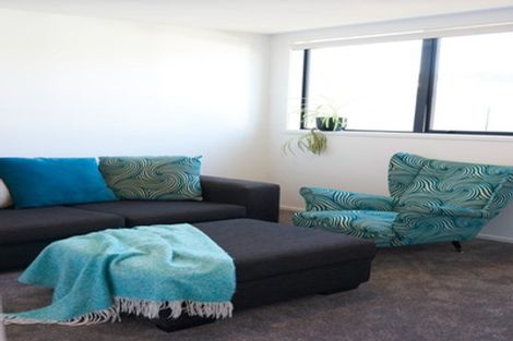 Photo of property in 52c Vodanovich Road, Te Atatu South, Auckland, 0610