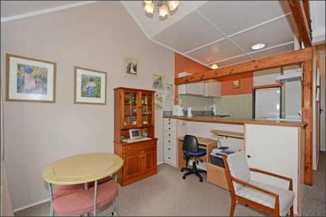 Photo of property in 1/4 Gower Street, Silverstream, Upper Hutt, 5019