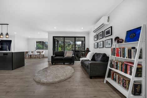 Photo of property in 58 Peacock Place, Pokeno, 2402