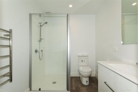 Photo of property in 5 King Street, Northcote Point, Auckland, 0627