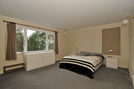 Photo of property in 35 Beacon Hill Road, Strathmore Park, Wellington, 6022