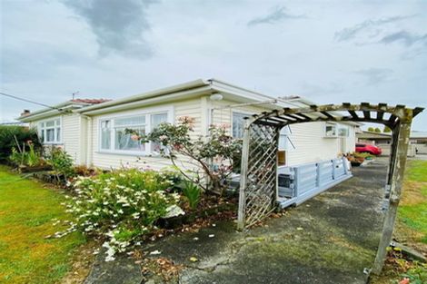 Photo of property in 85 Bartholomew Road, Levin, 5510