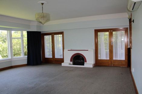 Photo of property in 4 Hillside Terrace, Saint Johns Hill, Whanganui, 4500