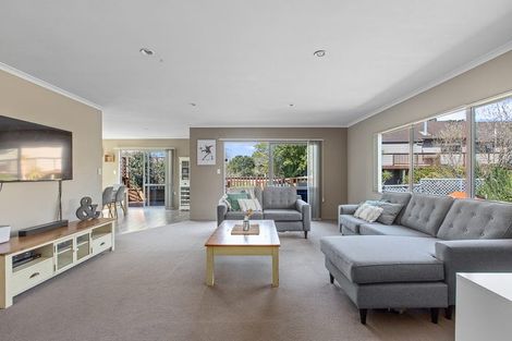 Photo of property in 57a Gledstane Road, Stanmore Bay, Whangaparaoa, 0932