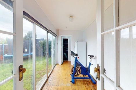 Photo of property in 47 Freyberg Street, Lyall Bay, Wellington, 6022