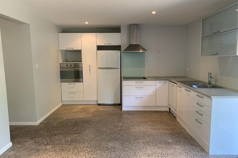 Photo of property in 34 Mappin Place, Chatswood, Auckland, 0626