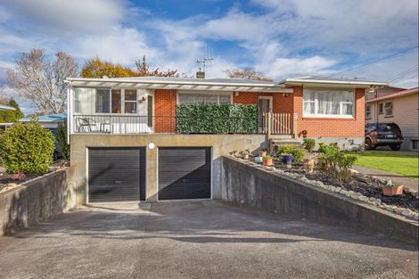 Photo of property in 34 Highbury Drive, Levin, 5510