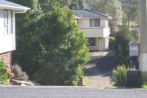 Photo of property in 727 Swanson Road, Swanson, Auckland, 0612