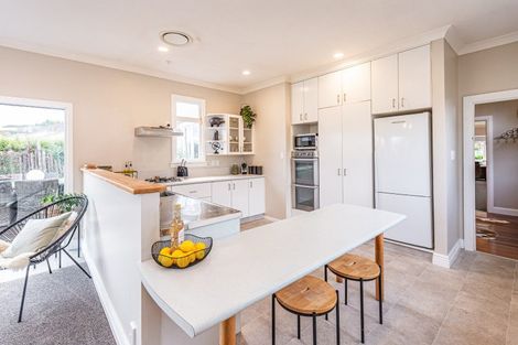 Photo of property in 17 Kent Road, Saint Johns Hill, Whanganui, 4501
