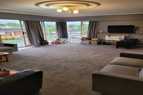 Photo of property in 4 Fleur Avenue, Pakuranga Heights, Auckland, 2010