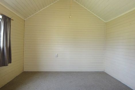 Photo of property in 21 Dewe Terrace, Foxton Beach, Foxton, 4815