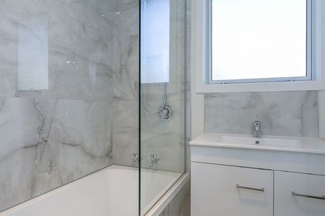 Photo of property in 4b Reid Grove, Richmond Heights, Taupo, 3330