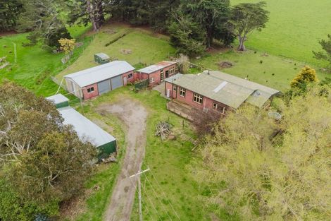 Photo of property in 80674 Masterton Road, Woodville, 4999
